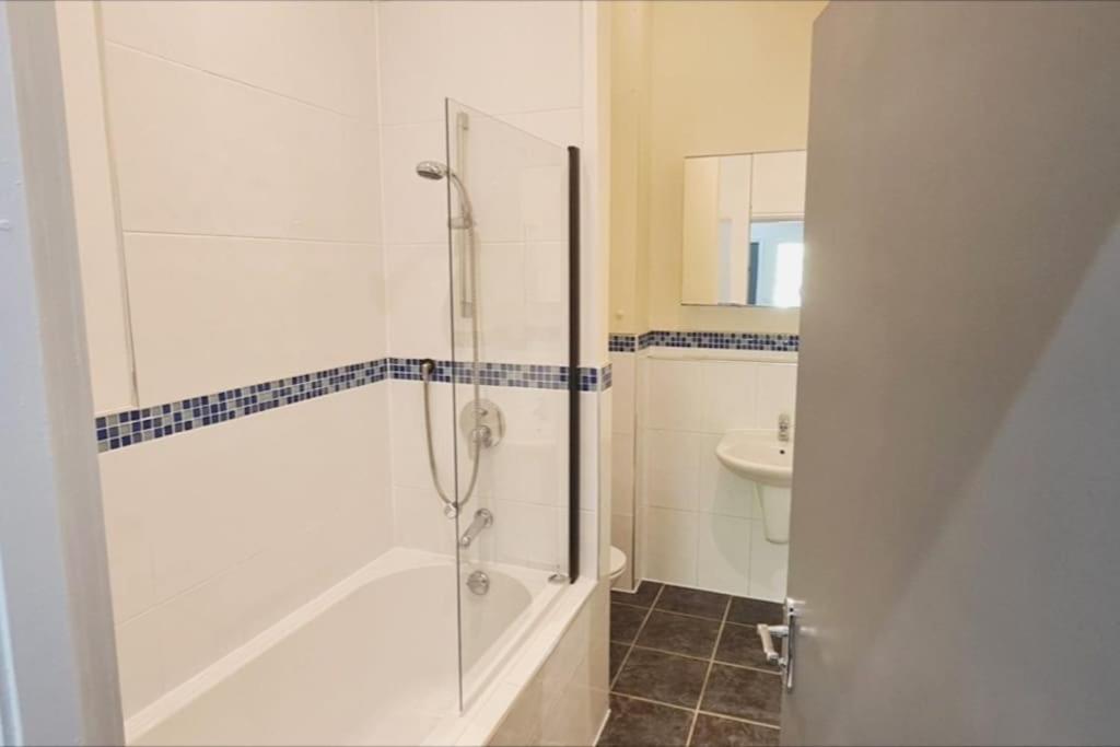 Luxury 2 Bed 2 Bath Suite 普雷斯顿 外观 照片